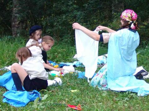 Летний лагерь волчат и белочек